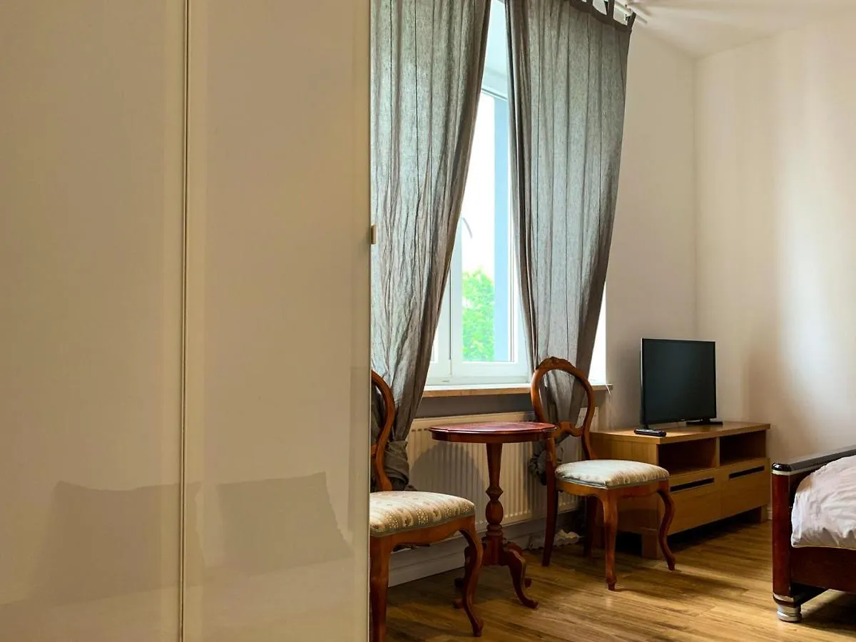 Apartahotel A&B Willa Klaudyny Varsovia